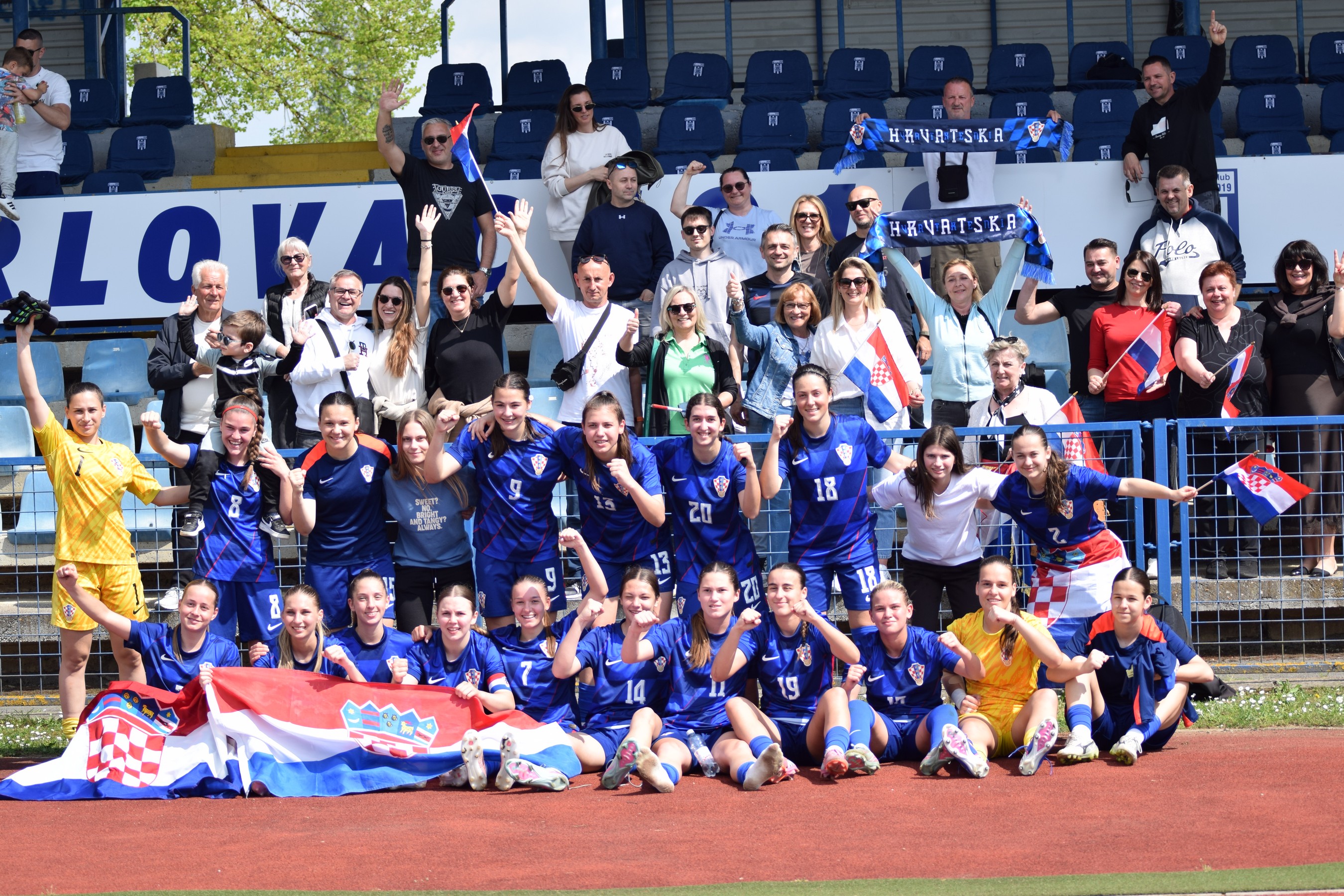 Junačkom pobjedom nad Češkom 1 : 0, WU-19 reprezentacija osvojila svoju kvalifikacijsku grupu, i vraća se u Ligu A